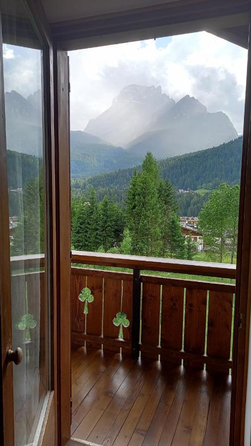 Deliziosa Mansarda Con Vista Dolomiti Apartman San Vito di Cadore Kültér fotó