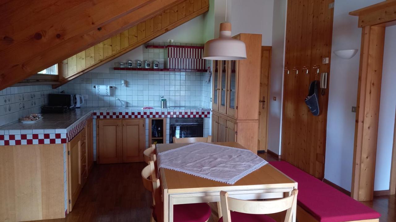 Deliziosa Mansarda Con Vista Dolomiti Apartman San Vito di Cadore Kültér fotó