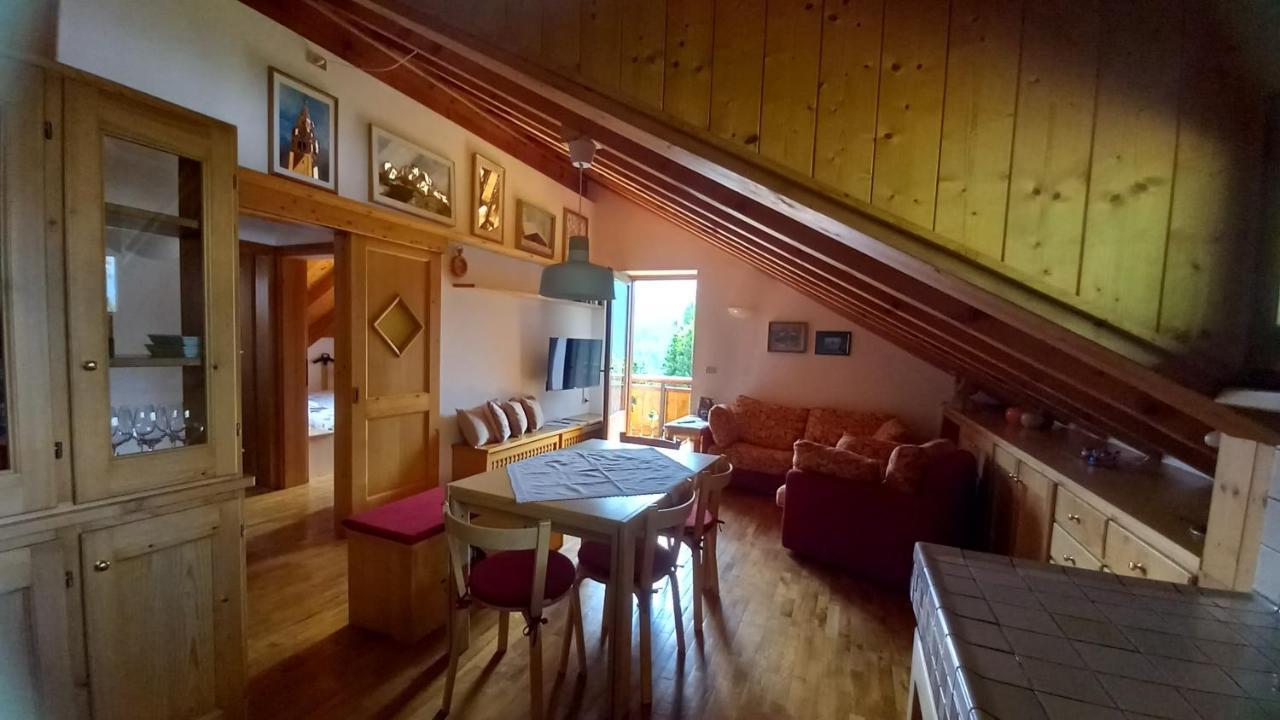 Deliziosa Mansarda Con Vista Dolomiti Apartman San Vito di Cadore Kültér fotó