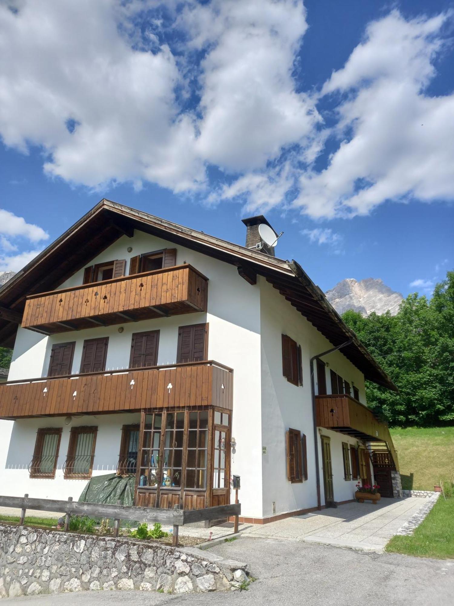 Deliziosa Mansarda Con Vista Dolomiti Apartman San Vito di Cadore Kültér fotó