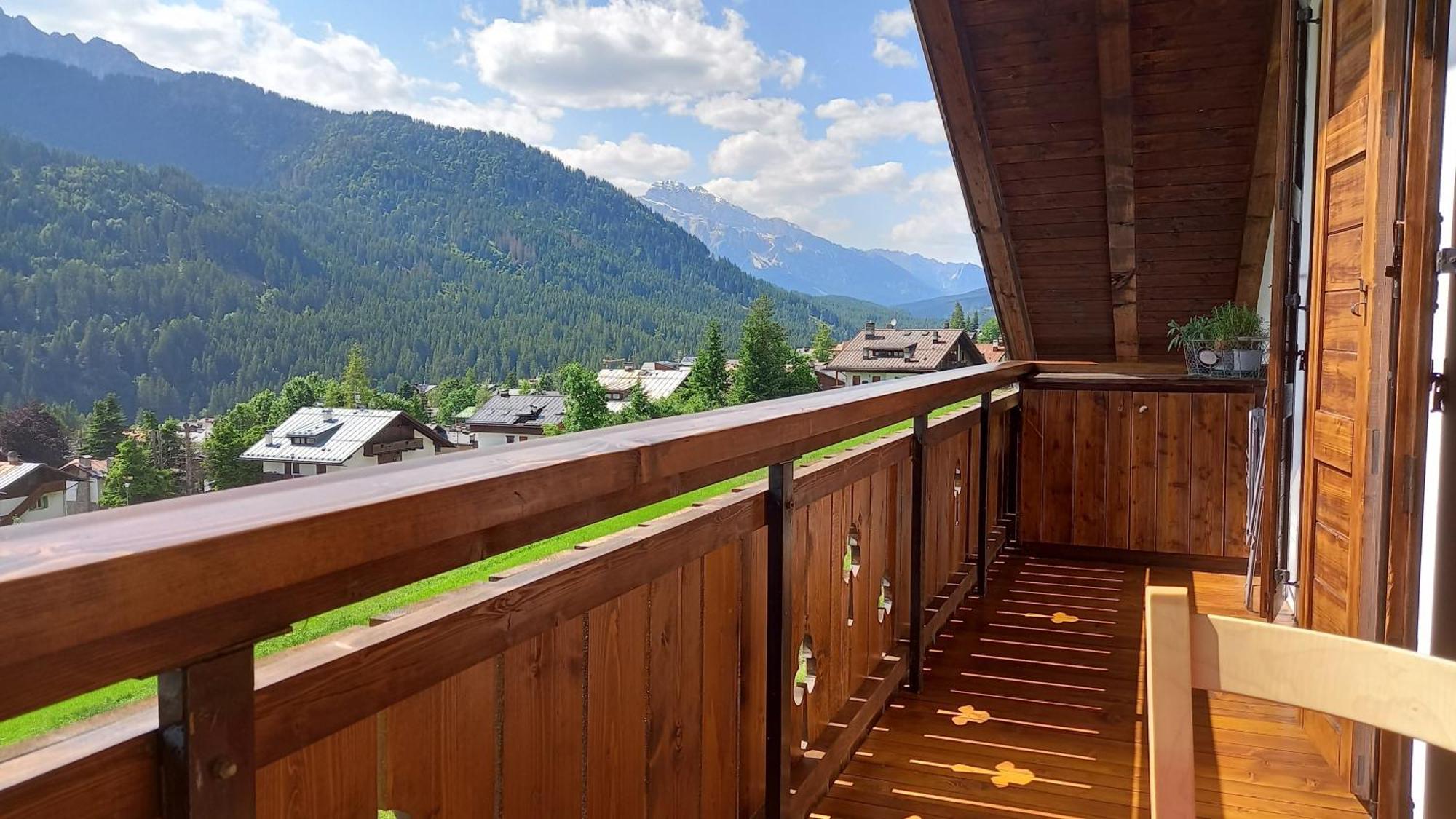 Deliziosa Mansarda Con Vista Dolomiti Apartman San Vito di Cadore Kültér fotó