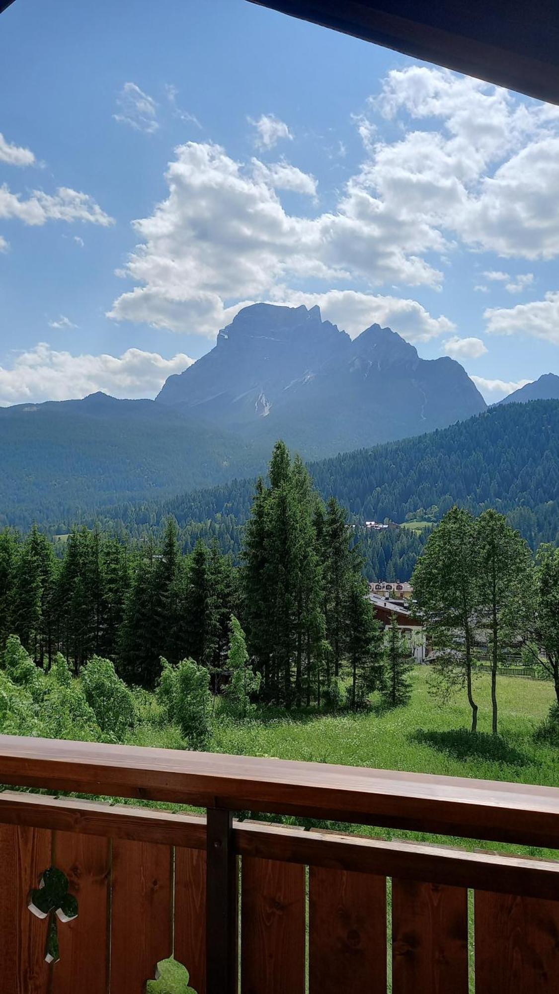 Deliziosa Mansarda Con Vista Dolomiti Apartman San Vito di Cadore Kültér fotó